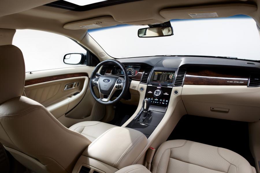  Ford Taurus 2012 года  (фото 6 из 39)